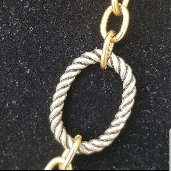 DESIGNER INSPIRED SILVERTONED & GOLDTONED FASHION NECKLACE - Picture 2 of 5